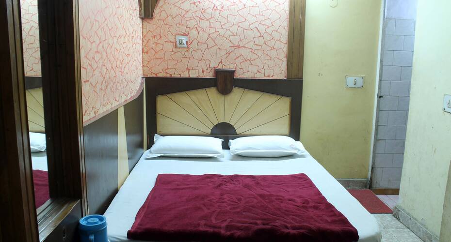 TG Stay Paharganj, New Delhi 1